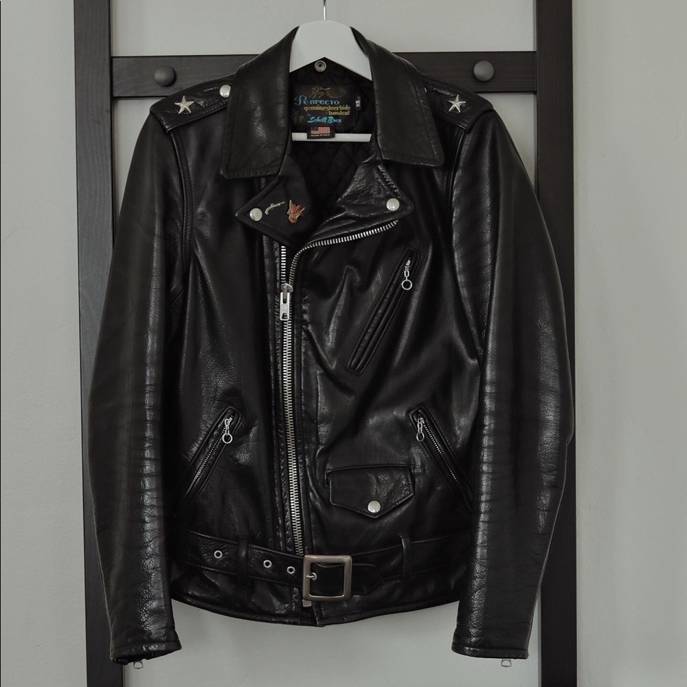 SCHOTT NYC 519 BIKER JACKET, XS, SLIM FIT, COWHIDE PEBBLED LEATHER, USA MADE